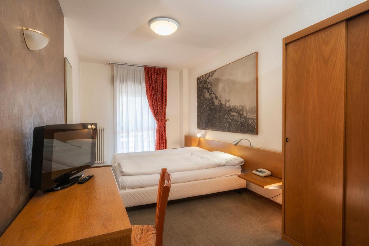 Hotel Rendez Vous ชาตีญอน ภายนอก รูปภาพ