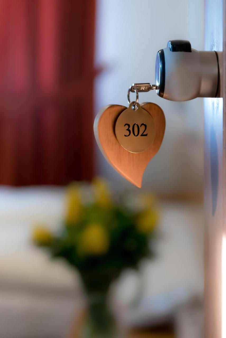 Hotel Rendez Vous ชาตีญอน ภายนอก รูปภาพ