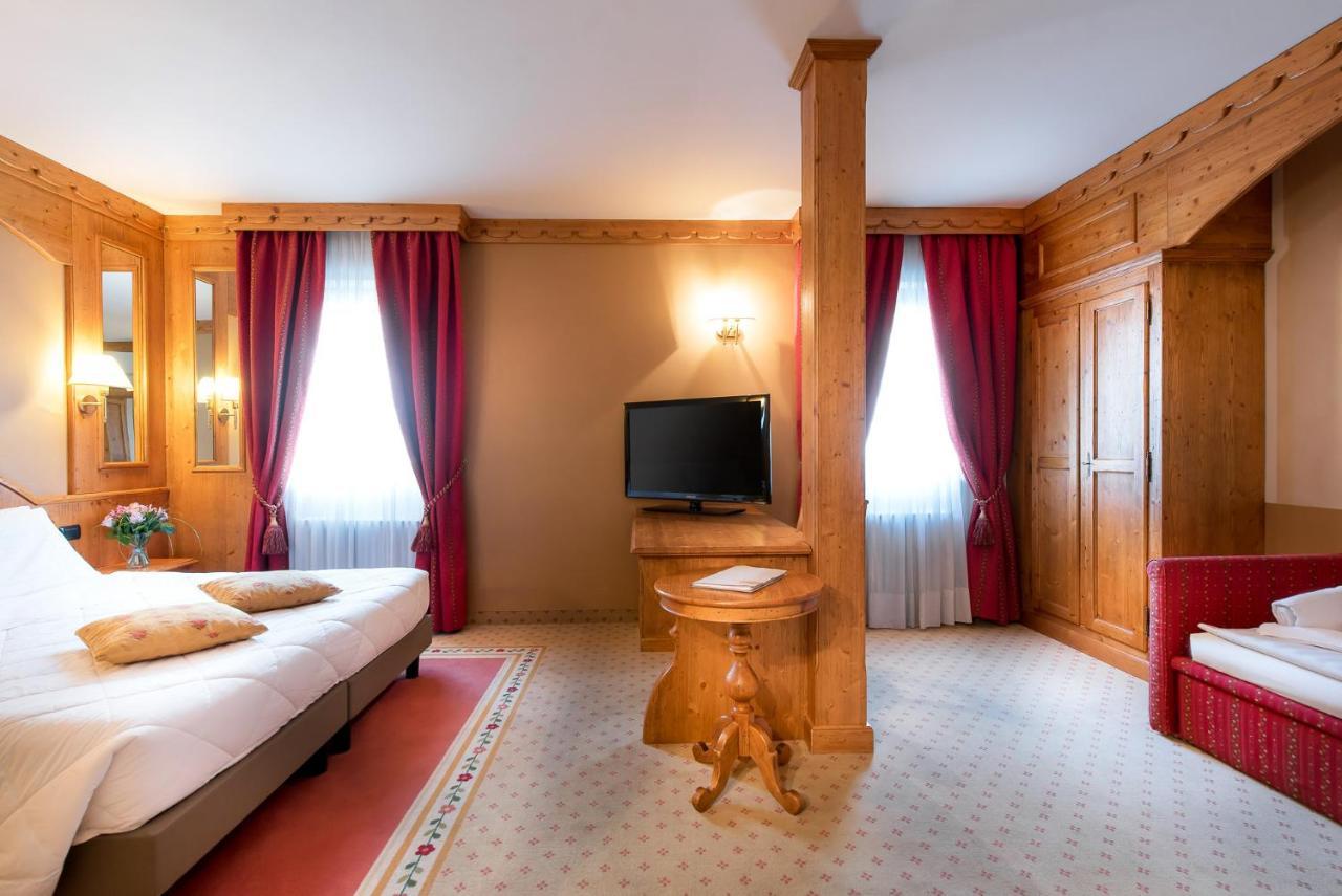 Hotel Rendez Vous ชาตีญอน ภายนอก รูปภาพ